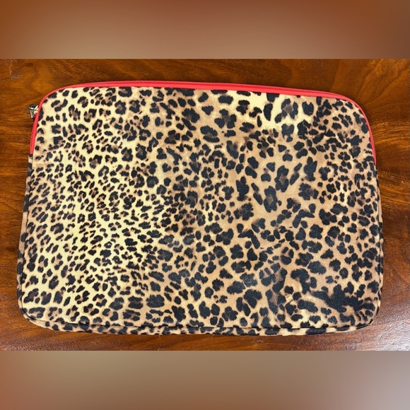 Stella & Dot Leopard Print Computer/Laptop Zippered Case Pouch - Picture 5 of 6